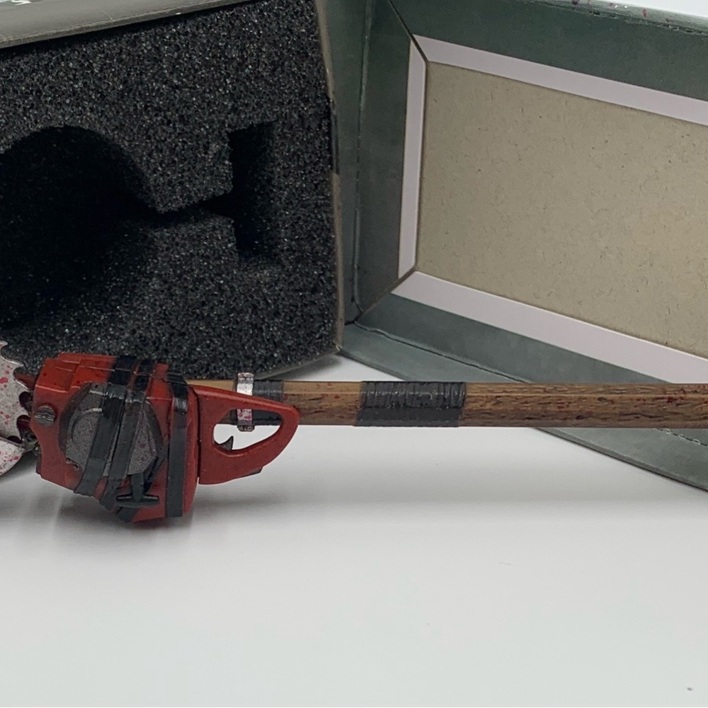 Dead Rising 3 Sledge Saw Pen - Picture 2 of 7